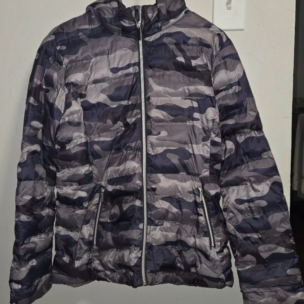 Time and Tru Black Puffer Jacket